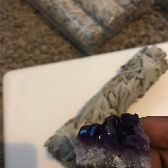Amethyst Crystals and sage - Picture 2 of 5